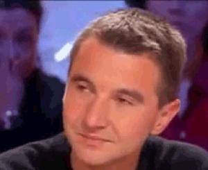 Gif avec les tags : CRIF,antisémite,besancenot,chiale,larme,pisseux,pleure,triste