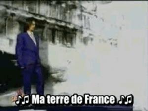 Gif avec les tags : chanson,groland,nazie