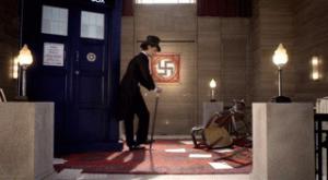 Gif avec les tags : chapeau,costume,danse,nazi