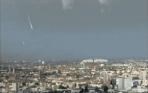 Gif avec les tags : bombardement,gaza,mario