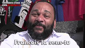 Gif avec les tags : Dieudo,Hollande,francois la sens-tu qui se glisse dans ton cul