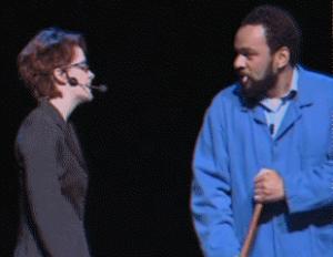 Gif avec les tags : balayeur,femme,régisseur