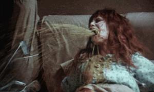 Gif avec les tags : dégueuler,exorciste,vomi