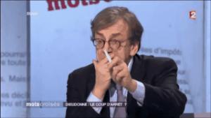 Gif avec les tags : Finkielkraut,attention,stylo