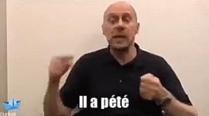 Gif avec les tags : Alain Soral,Il a pété je l'ai entendu faire prout