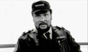 Gif avec les tags : casquette,comprendre,comprends,compréhension,douane,douanier,gendarme,officier,police,sergent