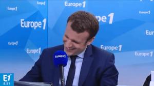 Gif avec les tags : Macron,rire