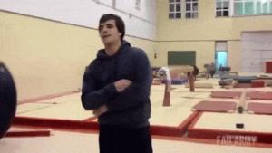 Gif avec les tags : casse toi,gym