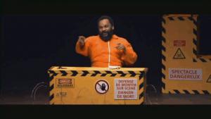 Gif avec les tags : bête immonde,orange,techno