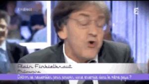 Gif avec les tags : Finkielkraut,Francis Lalanne