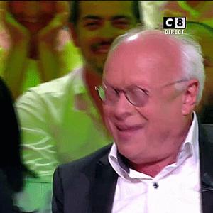 Gif avec les tags : André,Bercoff,Dédé,Libre,france,lol,mdr,post,rire,touche,tpmp