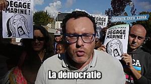 Gif avec les tags : démocratie,gauchiste,manif