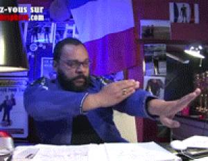 Gif avec les tags : calme,judo,karate,quenelle,épaule